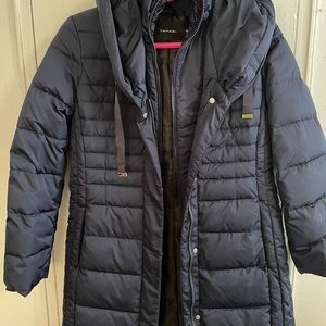 Tahari puffer coat with bib